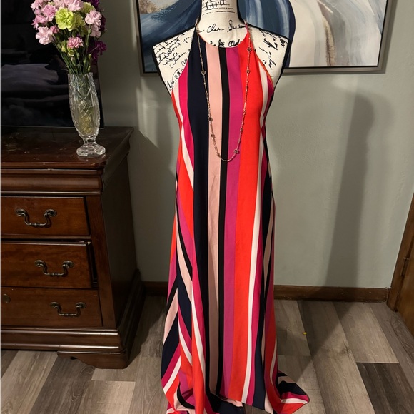 Bright & Beautiful! Vici Backless, Halter Dress with Slimming Vertical Lines - Picture 6 of 11